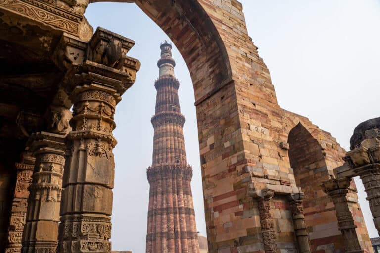 How to visit Qutub Minar Delhi India